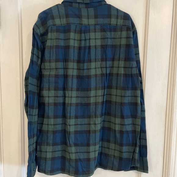 JCrew Flannel Long Sleeve Button Down, New - Picture 3 of 3